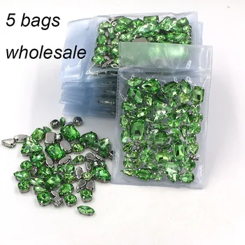 Nemokamas pristatymas Didmeninė 5 krepšiai mišrios formos stiklo kristalų skiedra bazės Šviesiai žalia siūti cirkonio diy/drabužiai vestuvinė suknelė
