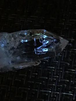 Nepažeista liuminescencinės naftos brangakmenio herkimer diamond kvarco kristalo frome pakistano 1pcs