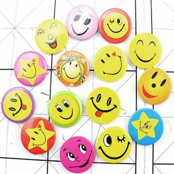 Spalvotų 24pcs Naujas mados Mielas Smiley Veido, Emblemos komiksų Pin rinkinys, tinka studentams/hotel/gimtadienio 016010001