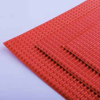 Stogų plytelių trimatis modeliavimas plytelių modelis gofruotas PVC lenta 